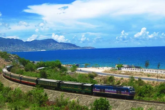 Primera noche a bordo del tren de alta calidad Hanói - Đồng Hới