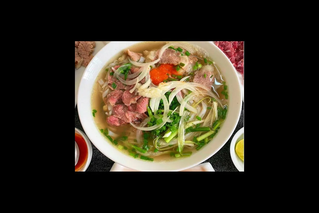 🇹🇭📰 La prensa tailandesa elogia el phở vietnamita como el plato más delicioso y nutritivo del Sudeste Asiático