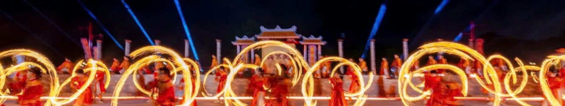 Ciudadela Imperial de Huế por la noche: una experiencia mágica que recrea los rituales de la dinastía Nguyễn