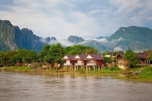 Descubre Vang Vieng con Asia Encanto Travel