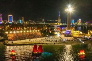 primera calle nocturna turística de Ha Long – El nuevo punto más vibrante de Quang Ninh 