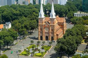 CATEDRAL DE NOTRE-DAME DE SAIGÓN – UN SÍMBOLO TURÍSTICO DE HO CHI MINH CITY