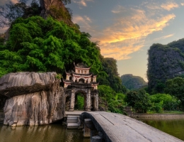 Super contento con Asia Encanto